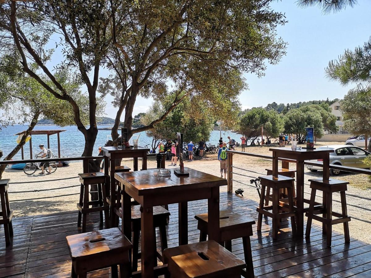 Apartman Ena By The Sea Prizba Luaran gambar