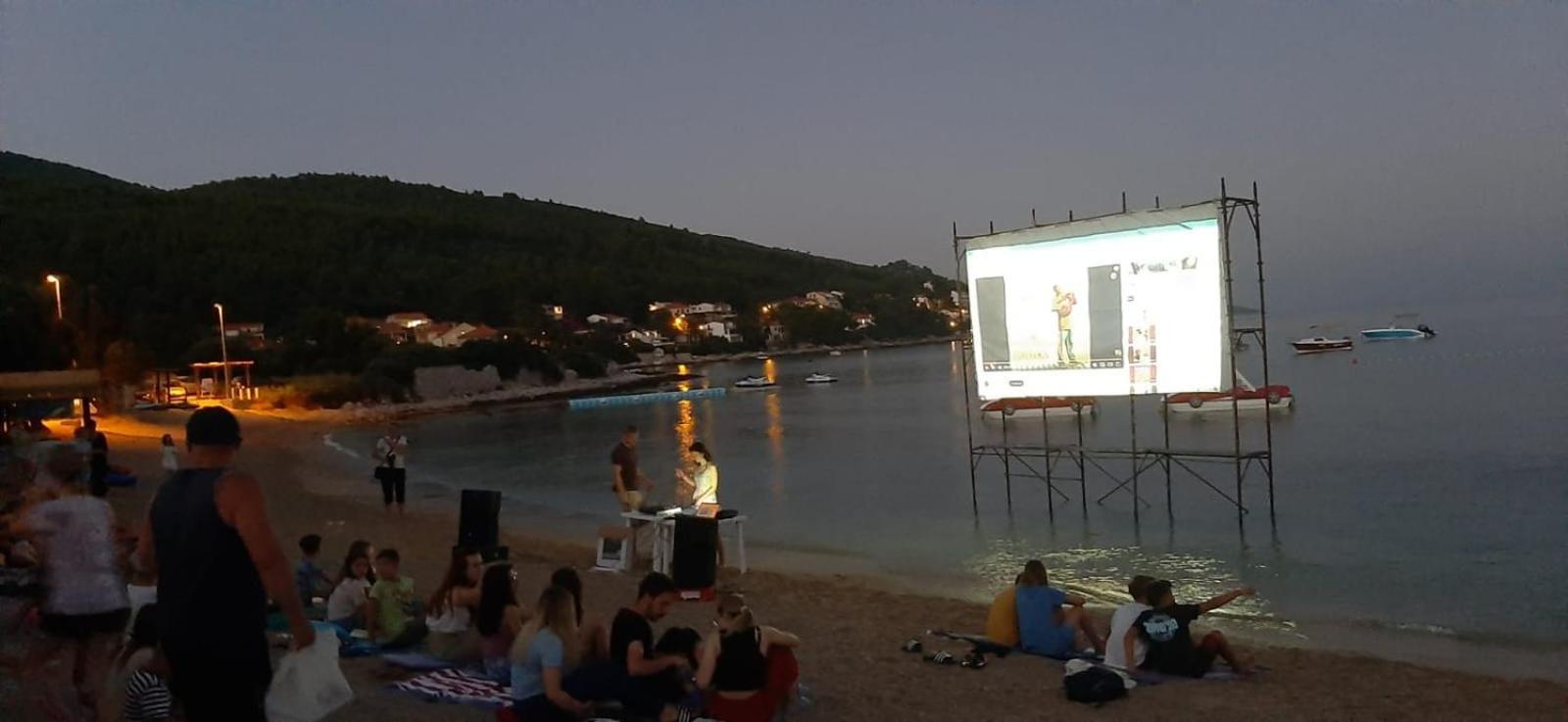 Apartman Ena By The Sea Prizba Luaran gambar